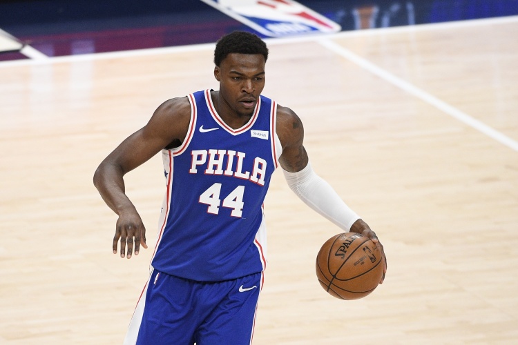 保罗-里德:我向人们证明 恩比德缺阵时 球队可以仰仗我