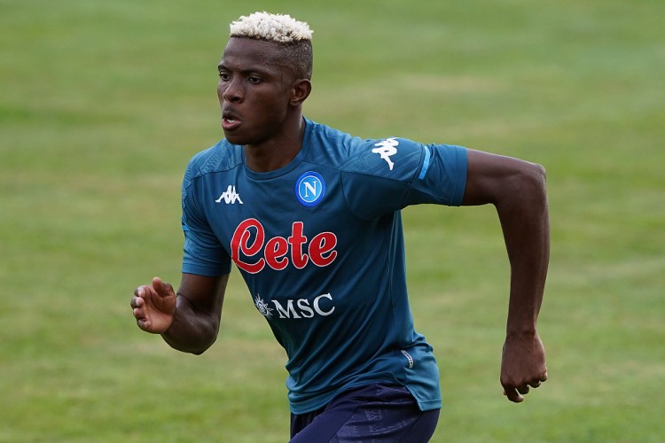 队报:巴黎要在夏窗进一步补强,准备为奥斯梅恩报价1.5亿欧