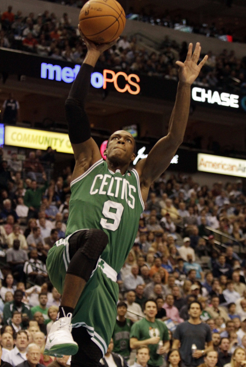 隆多:后卫们不想和巅峰期的我交手 我不砍30分也能影响比赛