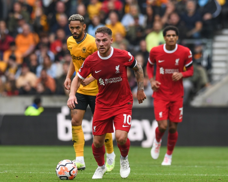 石锤了?麦卡利斯特:队友都说克洛普像我爸,他离不开我