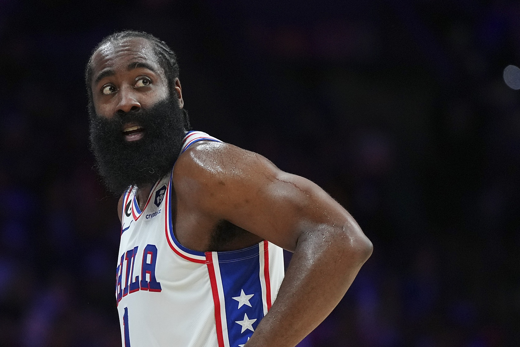 KG：甜瓜说不愿打替补最终沦落到开拓者 联盟也会这么对待哈登