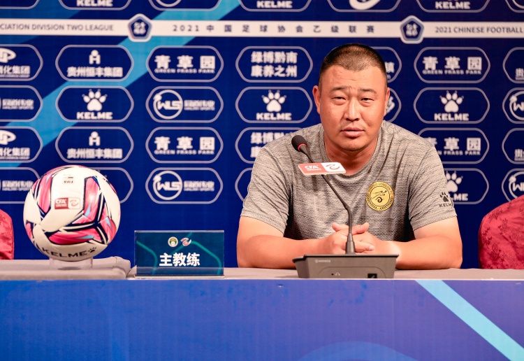 记者:周麟加盟大连鲲城担任执行教练,赵发庆担任总教练