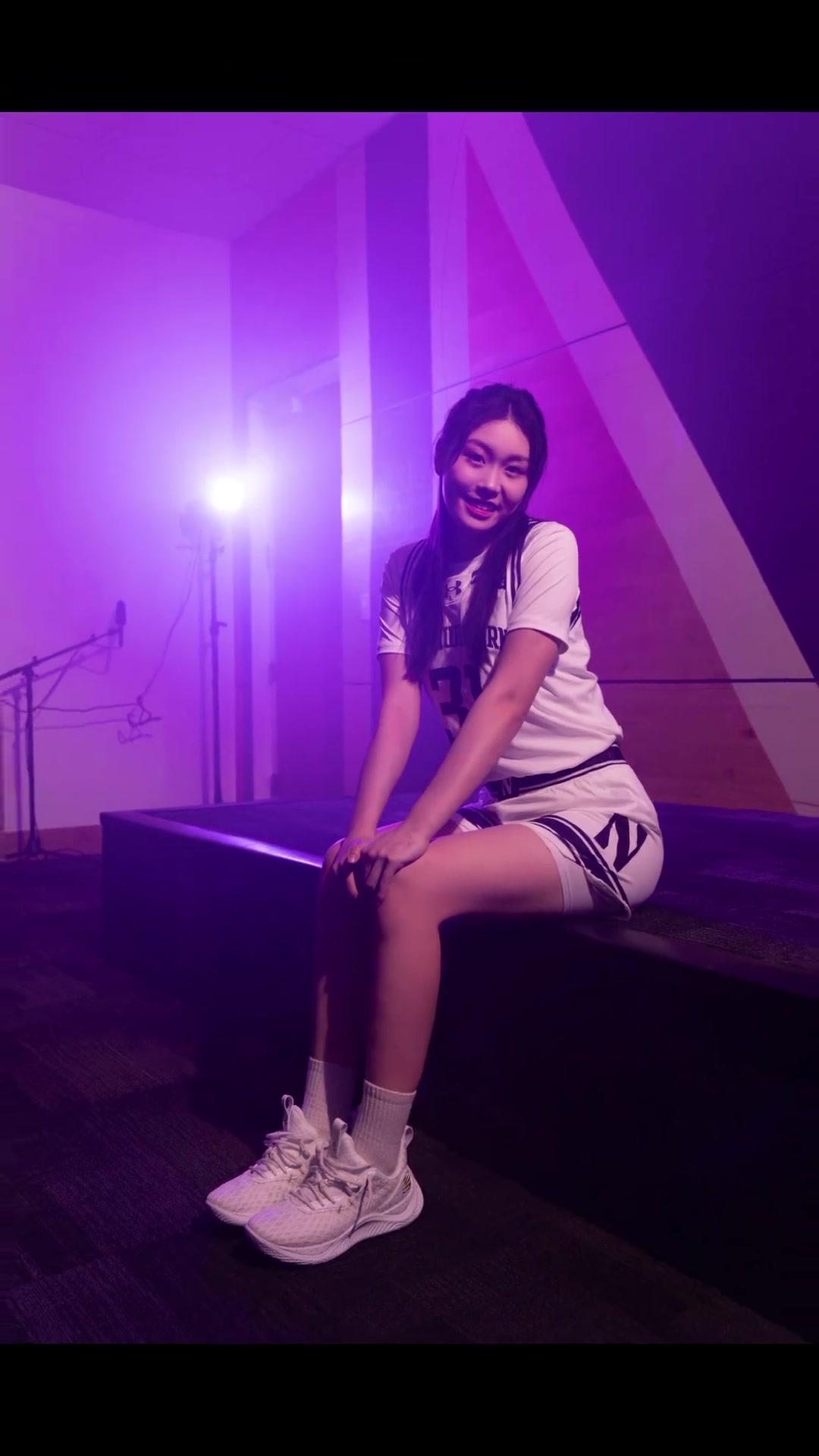 王芙蕖晒校队定妆照网友：西北大学校花