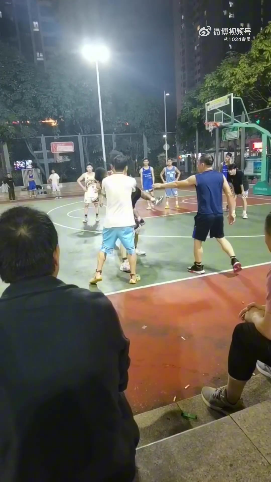 据说双方已和解...这怎么和解
