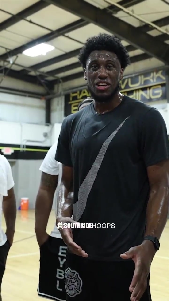 会给太阳带来多大帮助赛迪斯杨教导小球员：想在NBA打16年，你不一定要场均20分