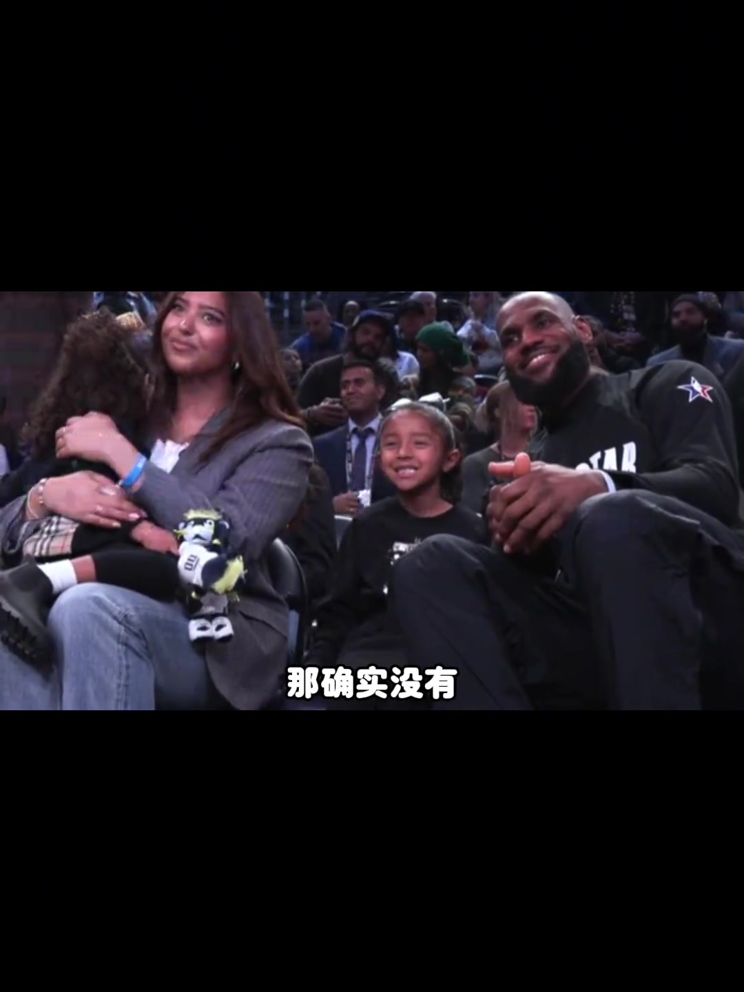 楊毅：詹姆斯生涯大多數(shù)時(shí)間內(nèi)不會(huì)為了得分而得分，他不是傳統(tǒng)認(rèn)知的得分手！