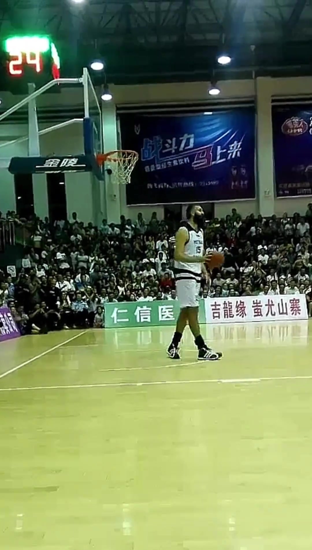 什么叫扣籃跟喝水一樣簡單