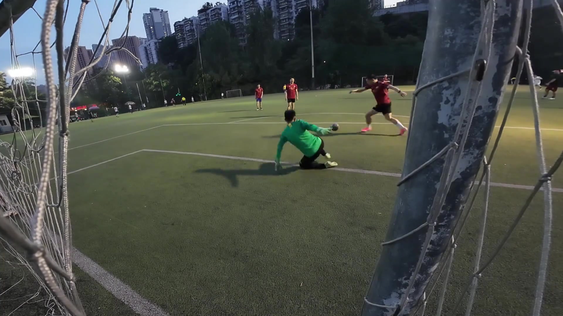 哥們你奧布拉克啊