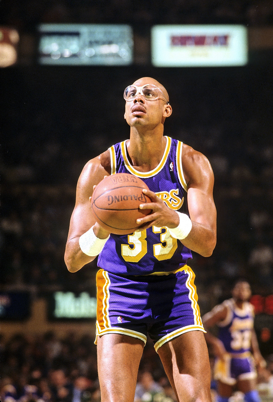 37年前的今天：贾巴尔加冕NBA历史“犯规王”纪录延续至今