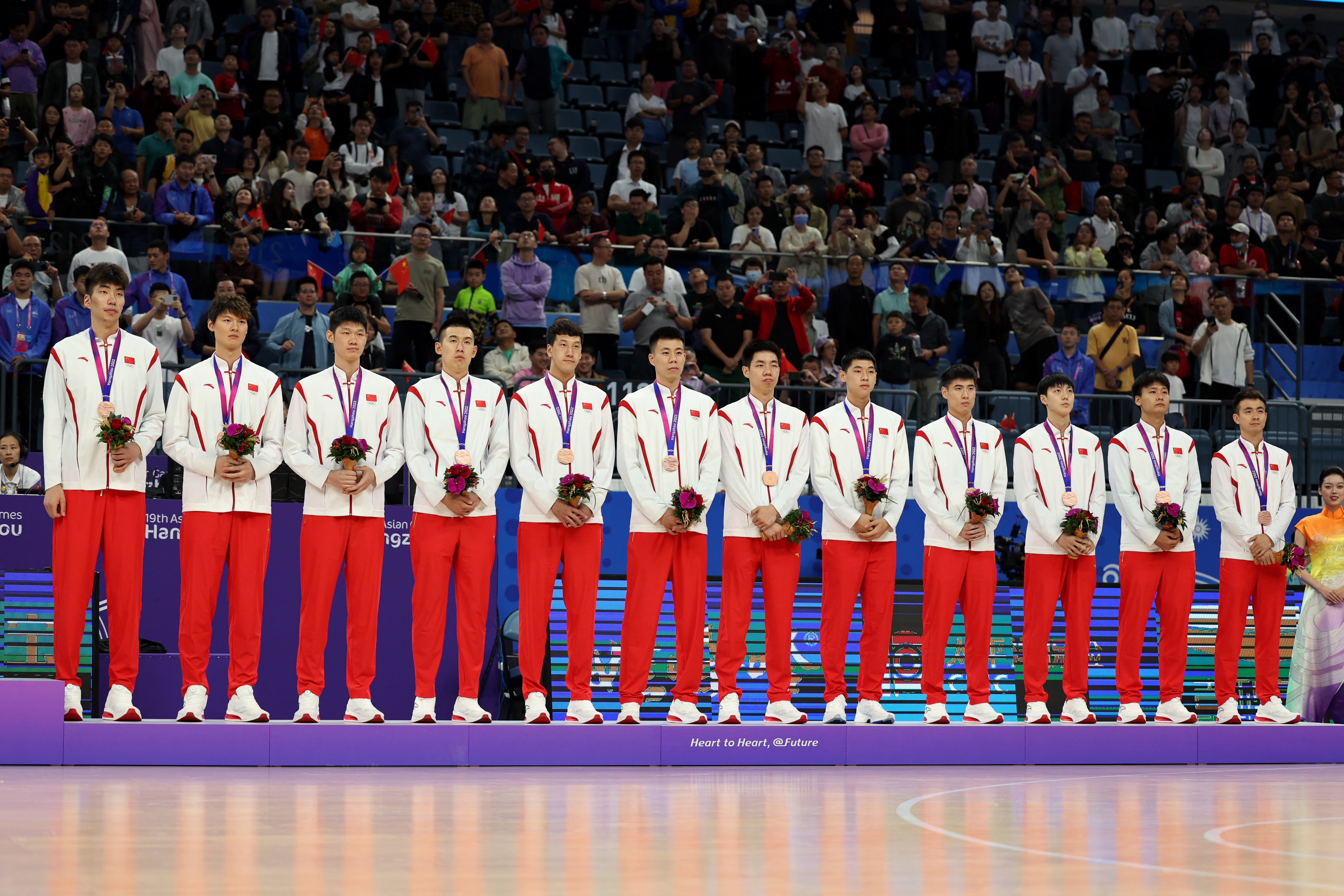 媒体人：冠亚军都没通过兴奋剂检测那季军的中国男篮