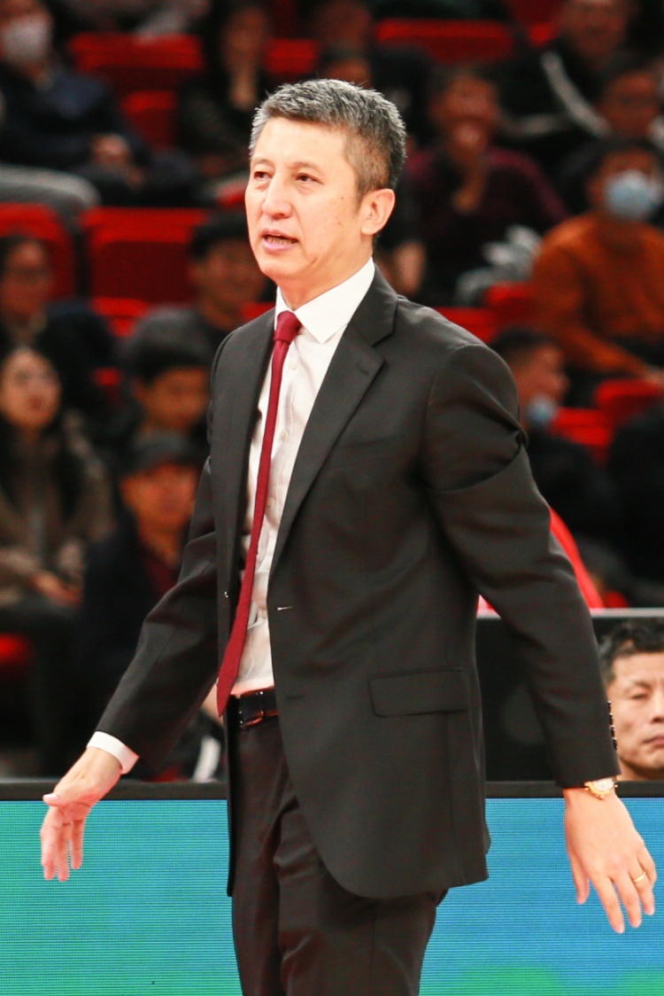 季后賽八強球隊的主帥有5人來自遼寧省且都是遼籃青訓出身