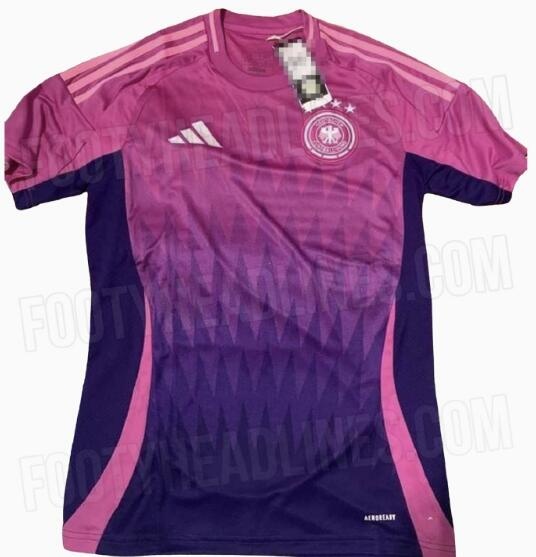德国队欧洲杯客场球衣谍照：粉+紫，颜色搭配大胆且新潮