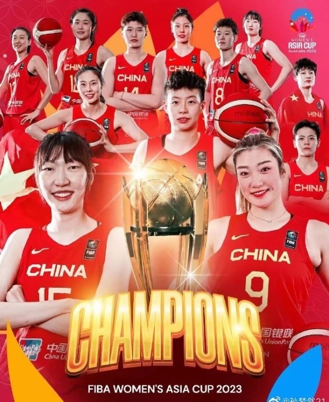 记者：两位打美职联的女篮球员进步肉眼可见，女足留洋也不会错