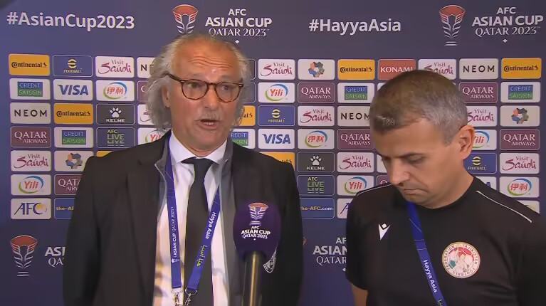 塔吉克斯坦主帅：球员受伤给我们带来困难中国队某些比赛踢得非常好