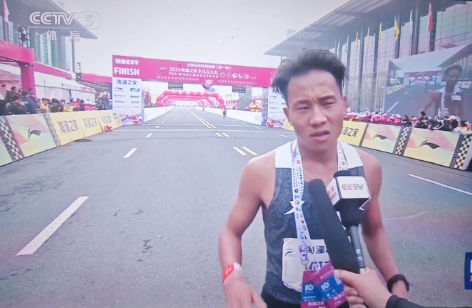 206时代到来！何杰打破中国马拉松纪录