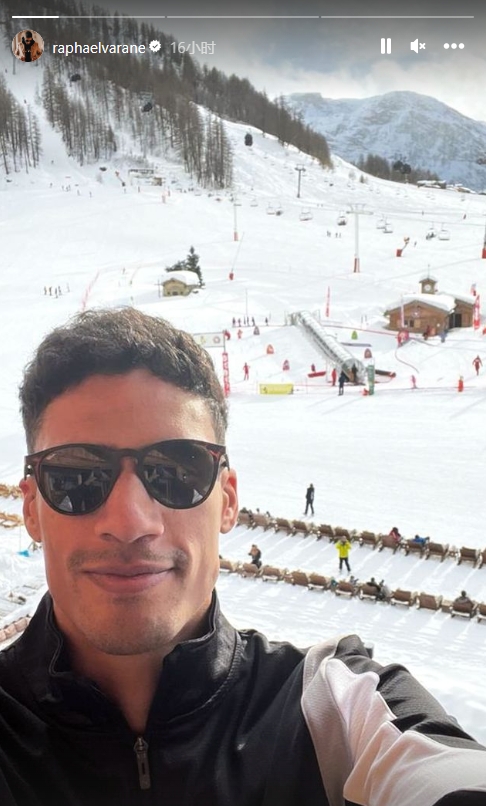 太阳报：瓦拉内晒在滑雪场照片，回曼联