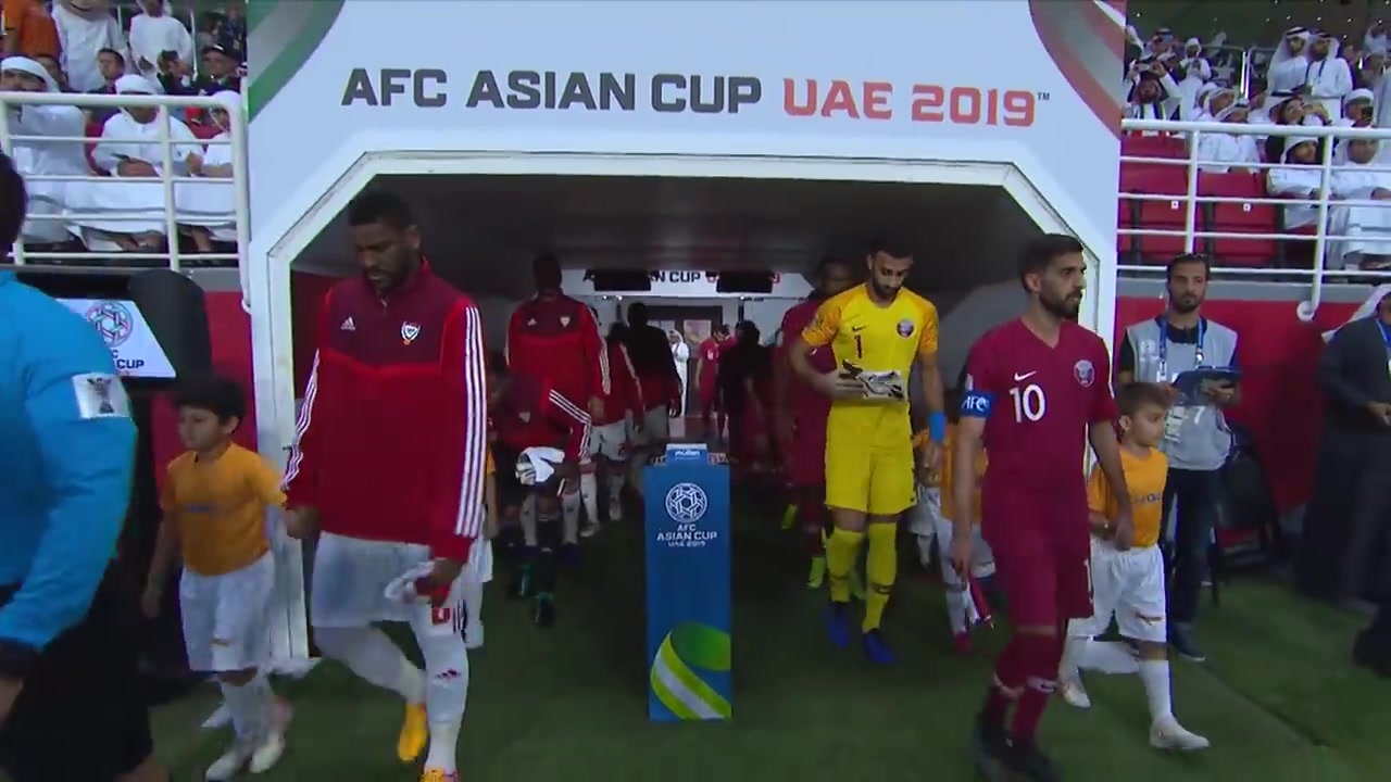 碾压式胜利！19年亚洲杯，卡塔尔40完胜阿联酋挺进决赛