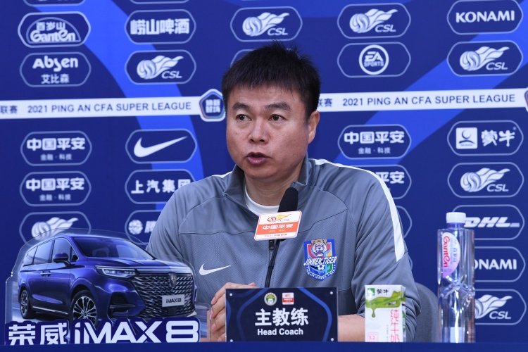 于根伟：间歇期主要恢复体能第二阶段通过比赛检验训练成果