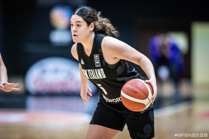 FIBA官方公布女篮亚洲杯新西兰队的18人大名单：斯特拉贝克在列
