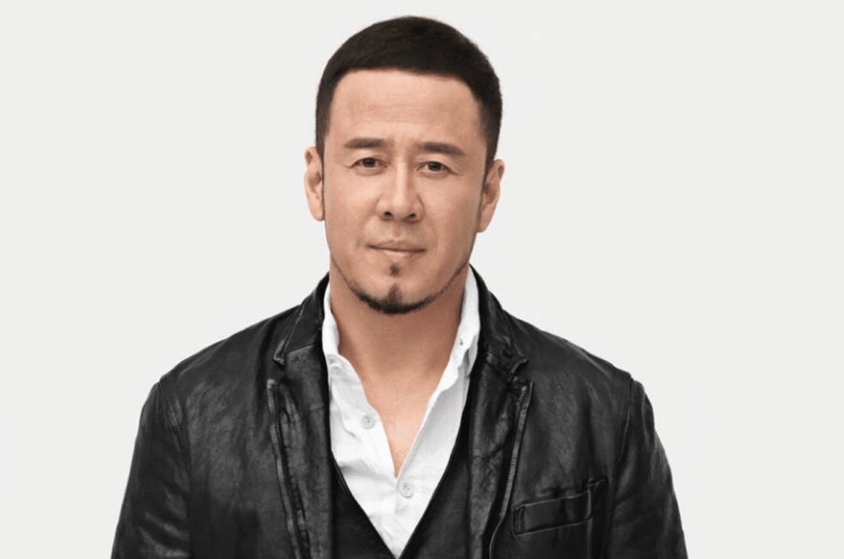 布克神似杨坤阿扎尔：我表示不服