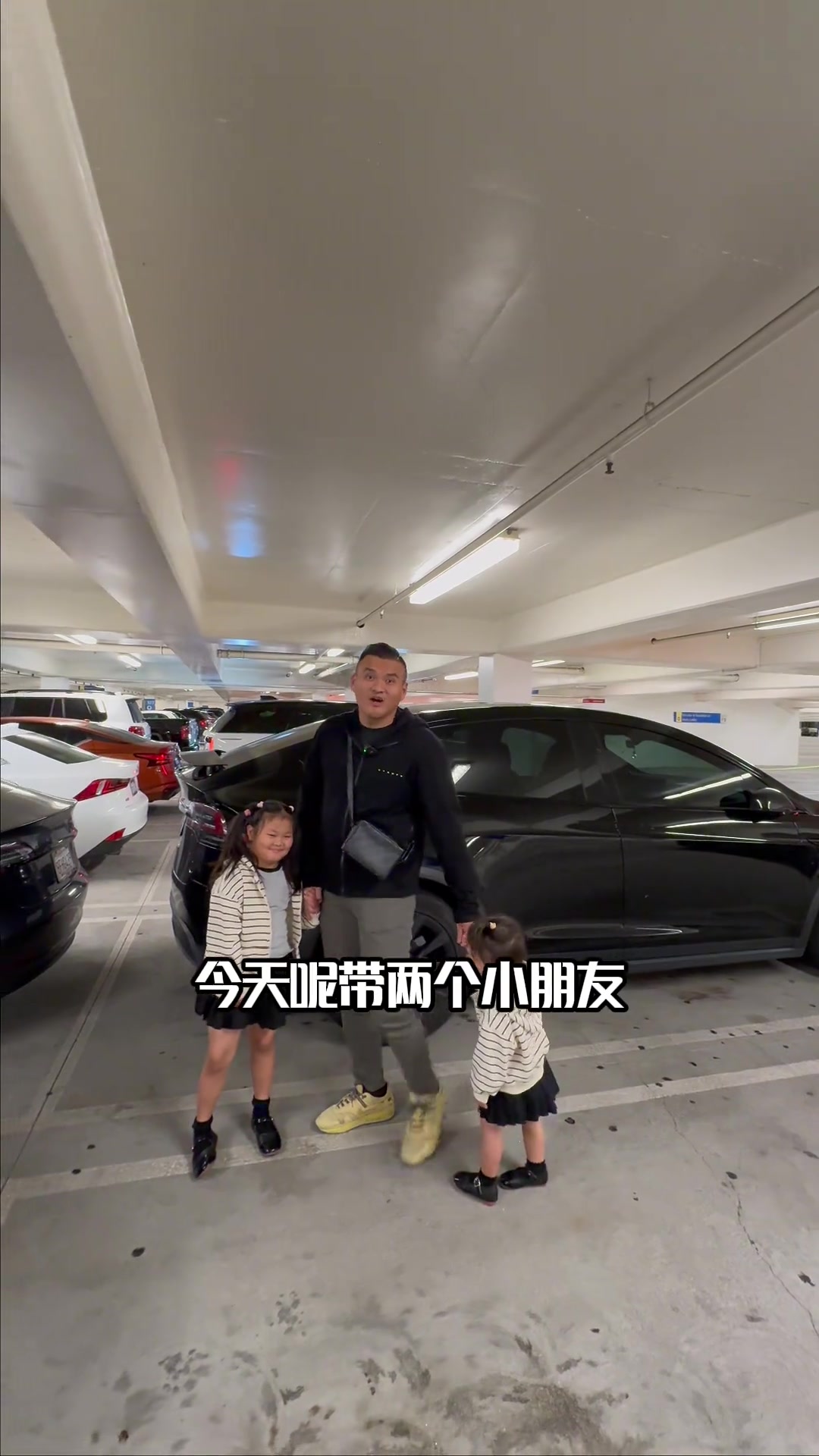 来看看在NBA球馆的包厢看球是什么体验