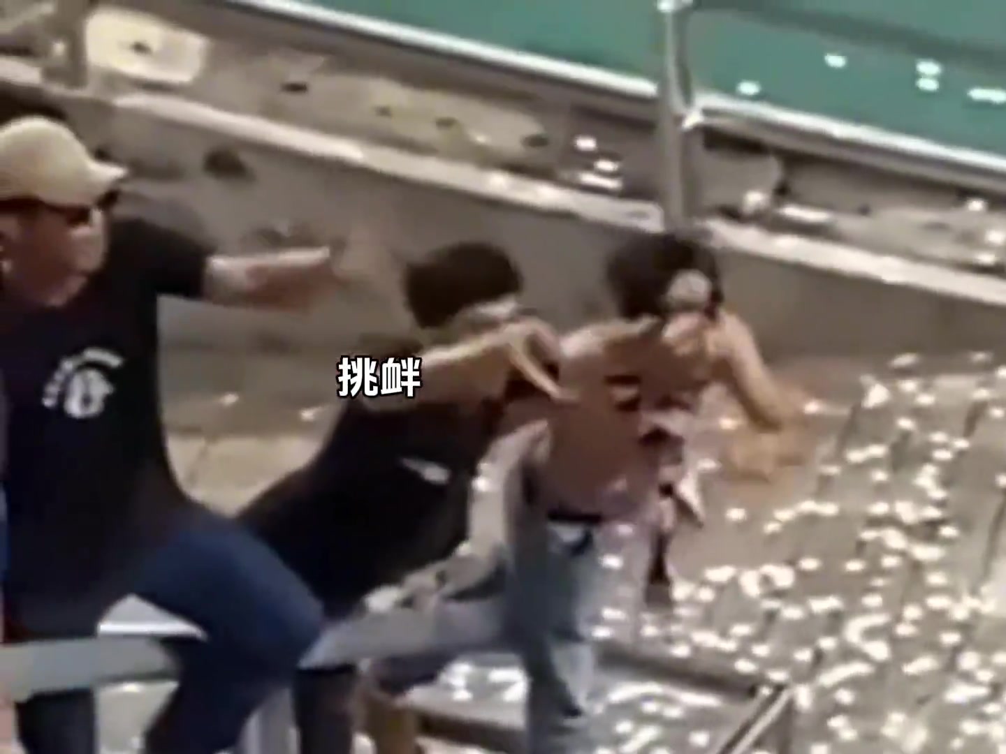 国足雄起！面对挑衅我们绝不退缩