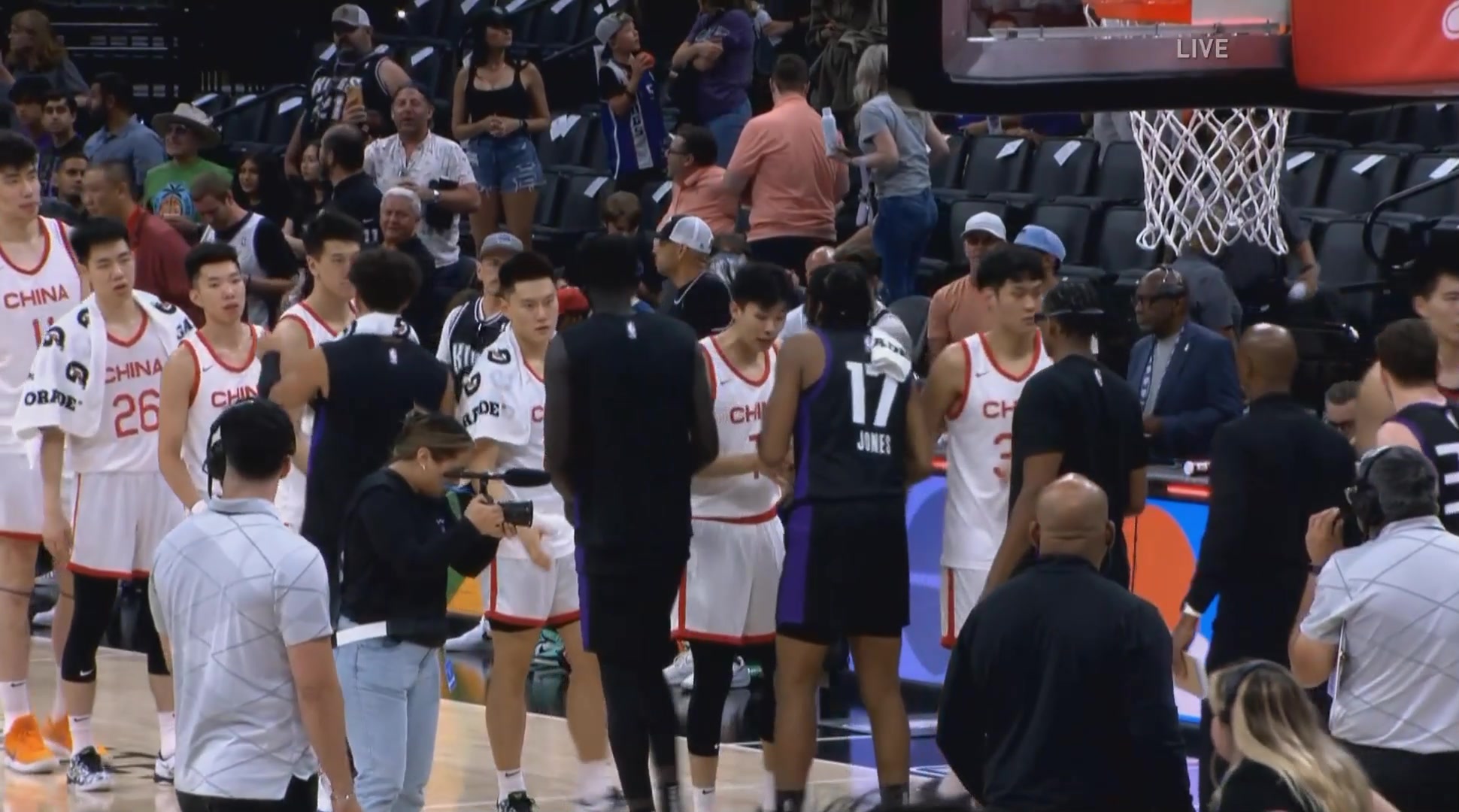 NBA夏季联赛中国男篮50101不敌国王狂输51分，下半场仅得21分！