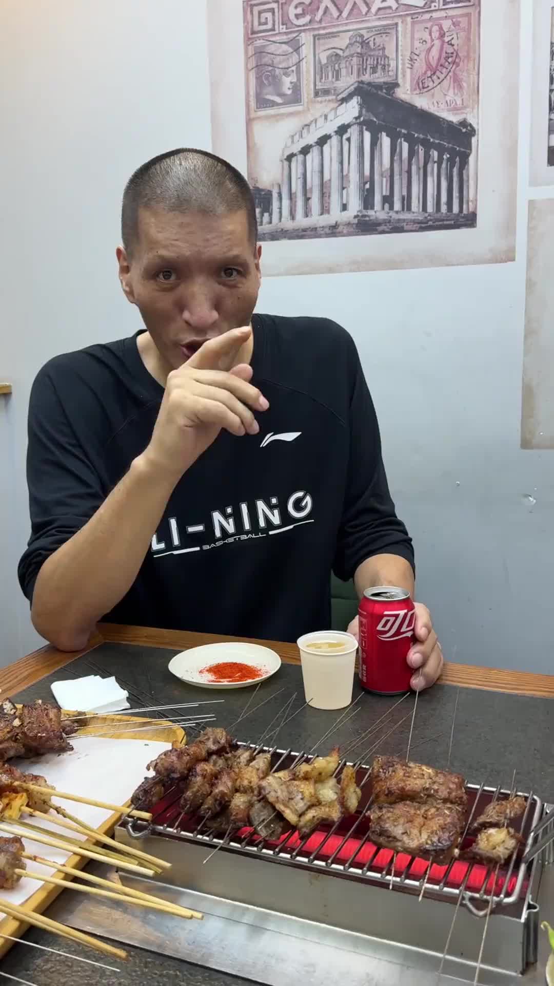 巴特尔生活vlog：又是当吃播的一天传播各种美食