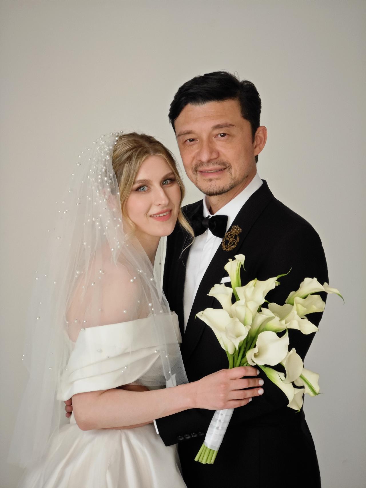 谢晖五十岁生日二婚将为妻子补办婚礼：遇到对的人水到渠成