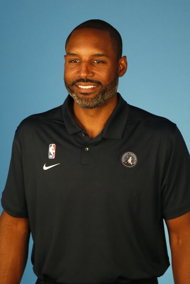Woj：奇才队将聘请大卫范特普尔为助教此前曾效力于篮网