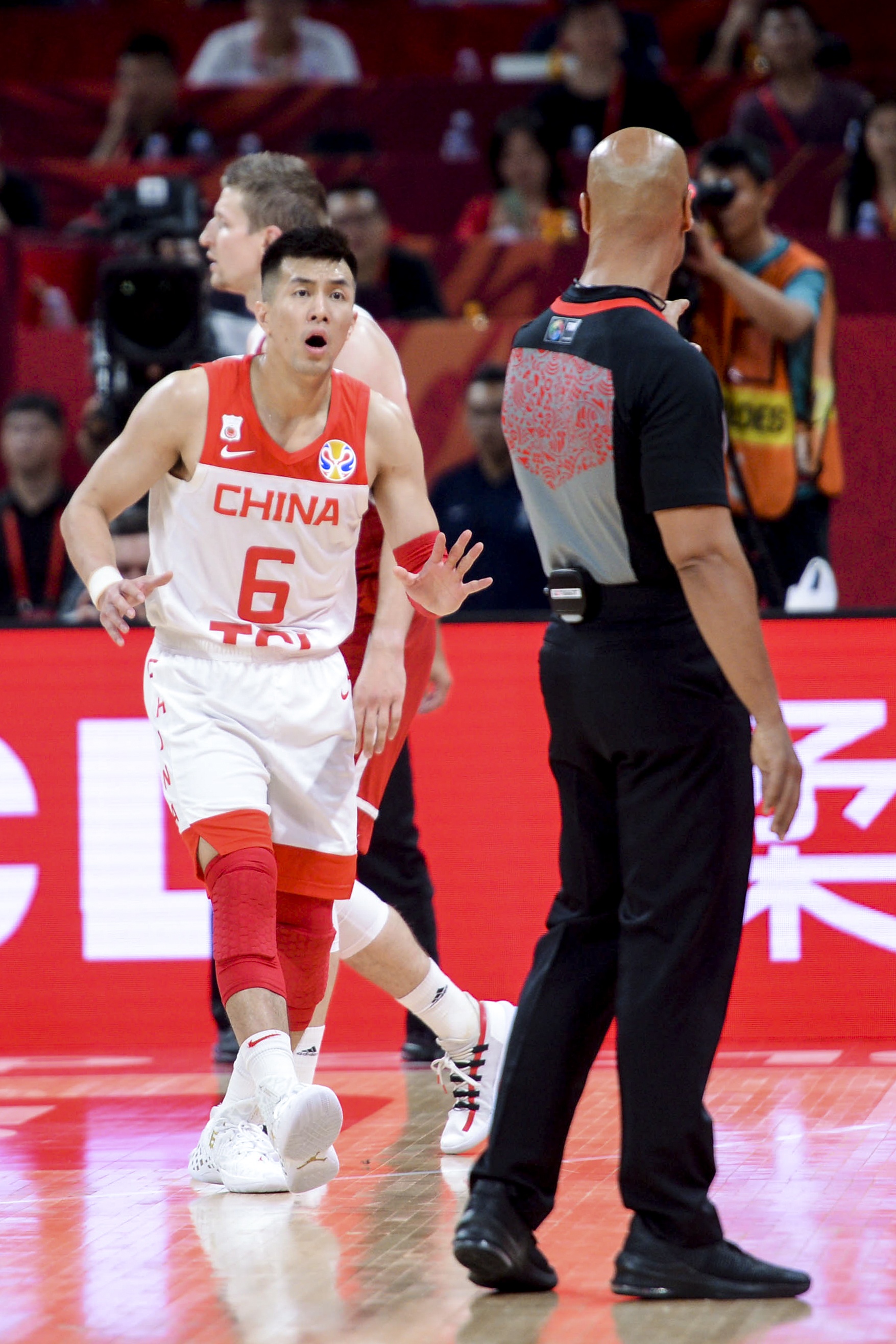 丁佳宁：希望郭艾伦可以保持健康参加2027年男篮世界杯