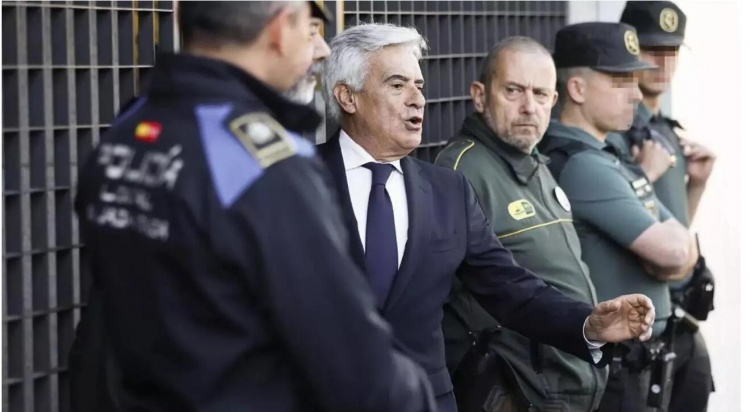 西媒：西班牙体育行政法庭判处该国足协主席罗查停职两年