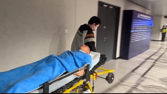 媒体人：于大宝赛后记不清比赛结果甚至记不清自己如何倒地