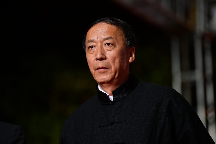 书法篆刻样样精通！记者：王小平自己好像还会刻章